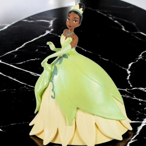 Hallmark Ornament 2024 Princess Tiana Disney Princess And The Frog 15th Anniv. - Picture 6 of 10